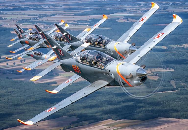 Najlepsi piloci, nowoczesne maszyny oraz te, które przeszły już do legendy. Czas zacząć odliczanie do Air Show Radom 2025