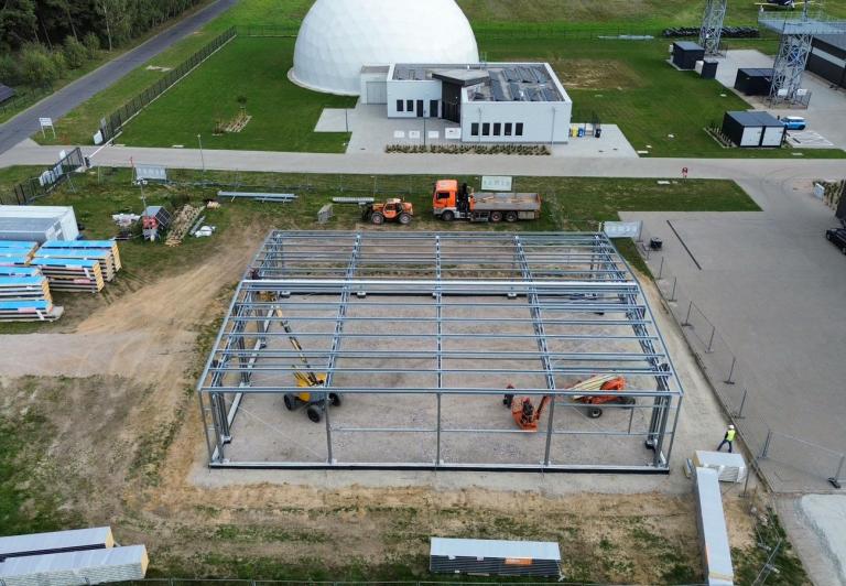 Nowy hangar obsługowy Politechniki Poznańskiej powstaje na lotnisku Kąkolewo