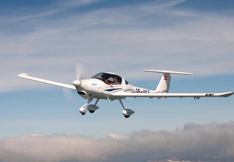 Diamond Aircraft ponownie wprowadza do produkcji w Europie samolot DA20i Katana z silnikiem Rotax