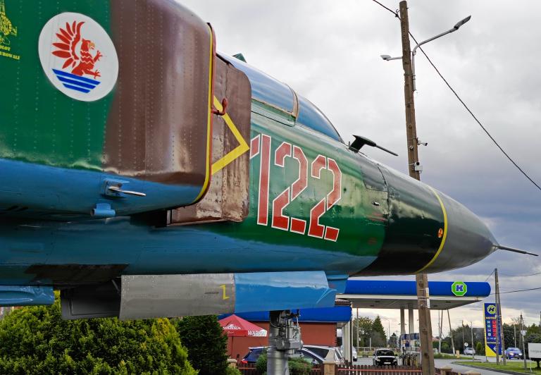MiG-23 FM nb. 122 odzyskał blask i… sylwetka pilota
