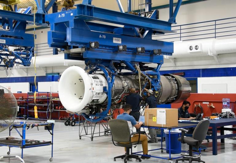 GE Aerospace i Wojskowe Zakłady Lotnicze Nr 2 S.A. podpisują porozumienie o współpracy w zakresie obsługi technicznej i napraw silników F110