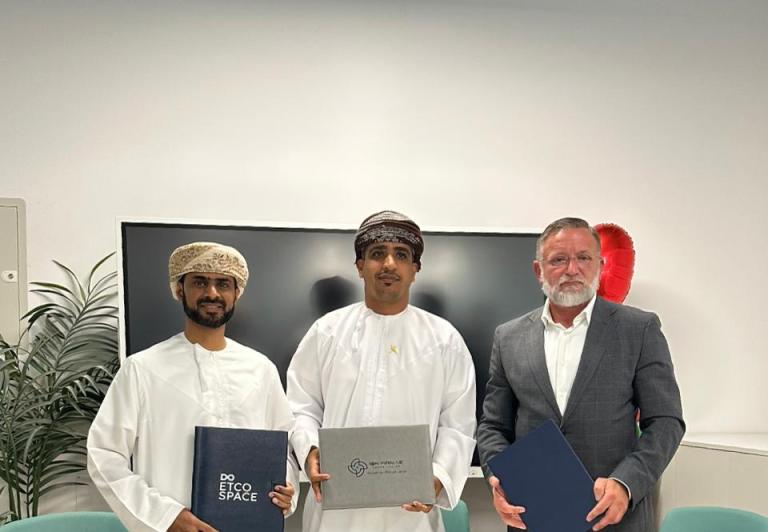 Polska firma posiadająca operacyjnego satelitę na orbicie podpisuje dwa strategiczne porozumienia