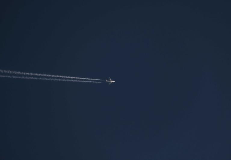 Samolot lecący na wysokości przelotowej, fot. masalski