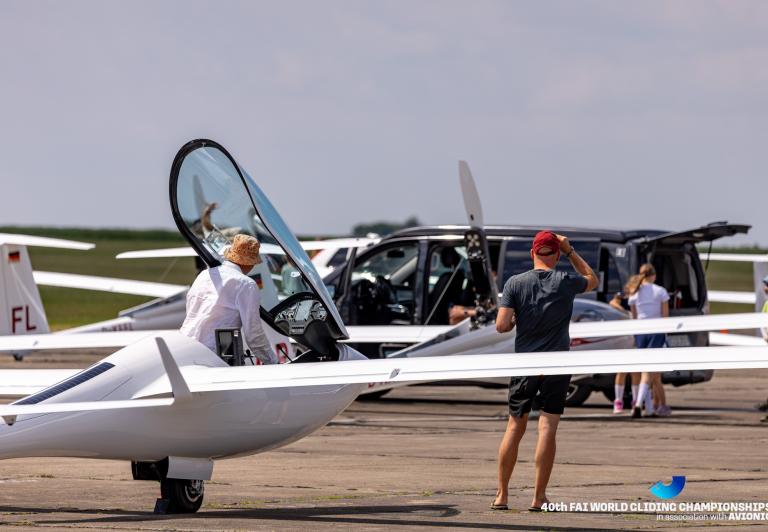 40. Szybowcowe Mistrzostwa Świata FAI - przed startem (fot. 40th World Gliding Championships with Avionic)