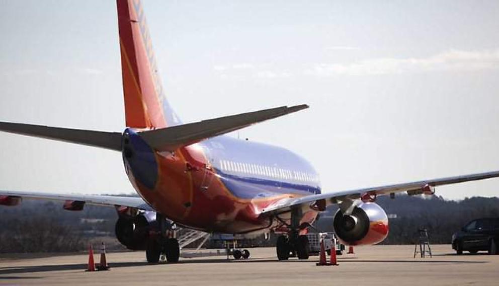 Incydent: B737 Southwest wystartował z zamkniętego pasa startowego