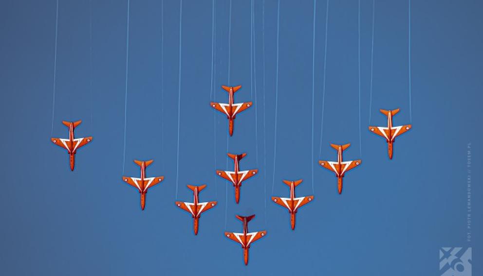 Zespół Akrobacyjny Red Arrows walczy o wymianę floty użytkowanych Hawk T1