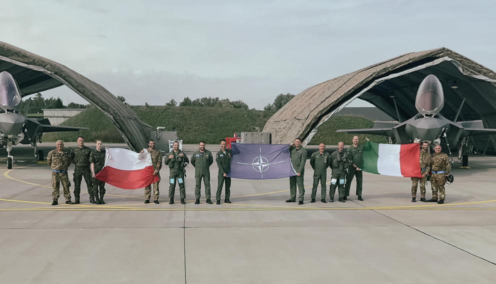 BBN: w Malborku oficjalnie rozpoczął misję kontyngent Włoskich Sił Powietrznych z dwoma myśliwcami F-35A