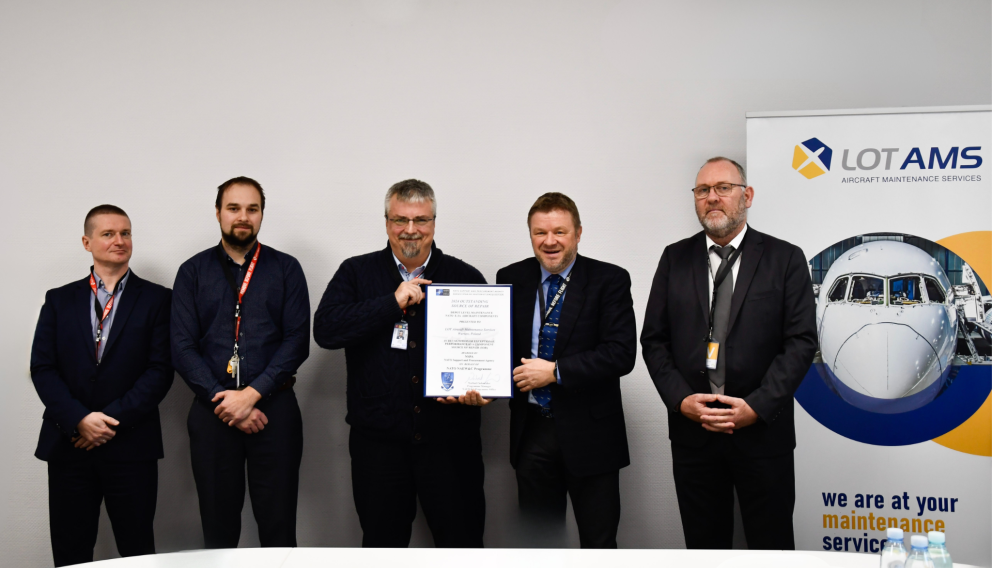 LOTAMS uhonorowany prestiżową nagrodą NATO za najwyższe standardy obsługi technicznej