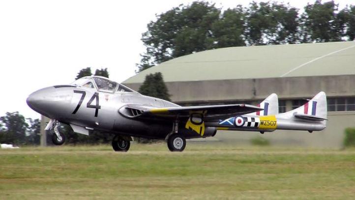 De Havilland Vampire (fot. Adrian Pingstone (fotografia z lipca 2004 r.)/Domena publiczna/Wikimedia Commons)