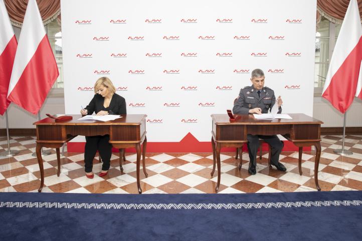 Podpisanie porozumienia o współpracy pomiędzy LAW a CSL Technikum Lotniczego w Nagoszewie (fot. LAW)