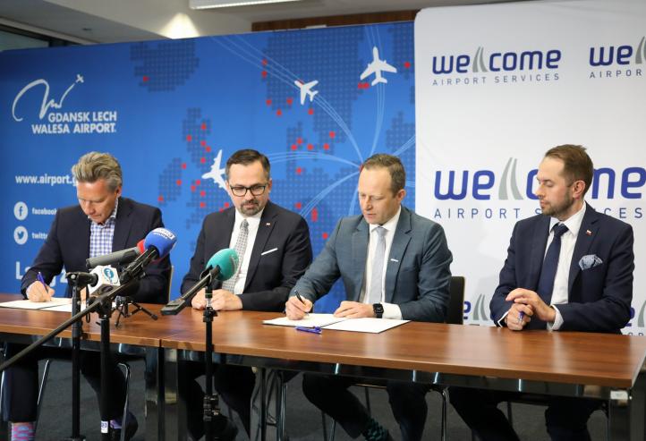 Podpisanie umowy - Port Lotniczy Gdańsk i Welcome Airport Services (fot. Krzysztof Mystkowski/KFP)