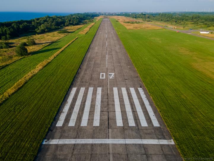 Lotnisko Aeroklubu Ziemi Kołobrzeskiej w Bagiczu