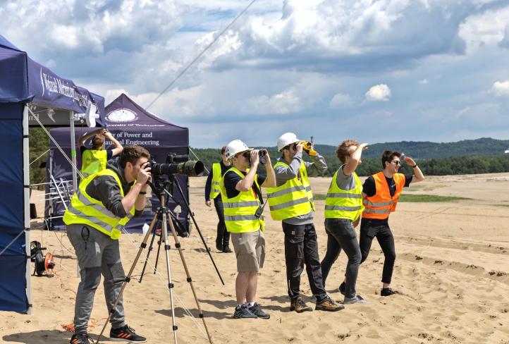 Test lotny rakiety FOK skonstruowanej przez studentów Politechniki Warszawskiej (fot. Studenckie Koło Astronautyczne, Facebook)3
