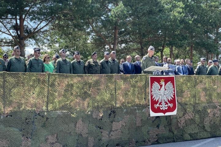 Uroczystość pożegnania z Iskrą (fot. Piotr Raszewski)