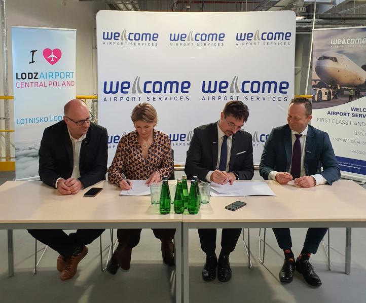 Podpisanie umowy o współpracy przez Port Lotniczy Łódź i Welcome Airport Services (fot. Port Lotniczy Łódź)