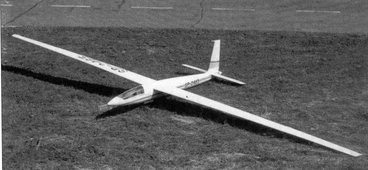 SZD-29 Zefir-3 podczas prób w Instytucie Lotnictwa, fot. IL.