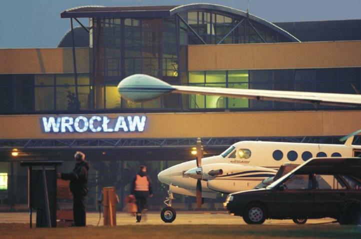 Port Lotniczy Wrocław - dawny terminal 2 (fot. mat. Port Lotniczy Wrocław)