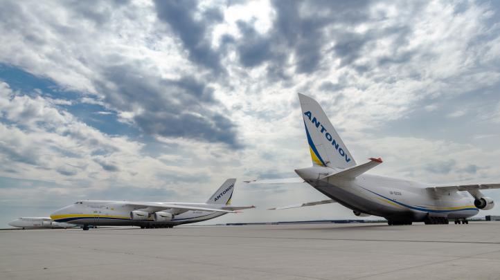 Samoloty An-124 na lotnisku w Jasionce (fot. materiały prasowe portu lotniczego Rzeszów-Jasionka)