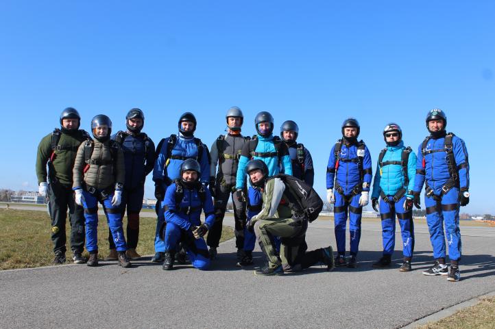 Szkolenie spadochronowe Służby Wysokościowo-Ratowniczej 4SLSz (fot. 4SLSz)3