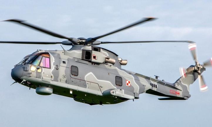 AW 101  dla Brygady Lotnictwa Marynarki Wojennej w locie - widok z boku (fot. pzlswidnik.pl)