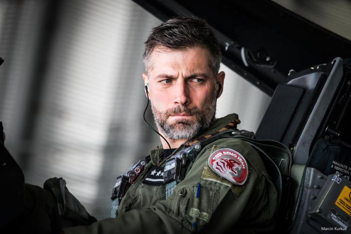 SLAB - nowy pilot pokazowy F-16 Tiger Demo Team Poland za sterami samolotu (fot. Marcin Kurkus, F-16 Tiger Demo Team Poland, Facebook)