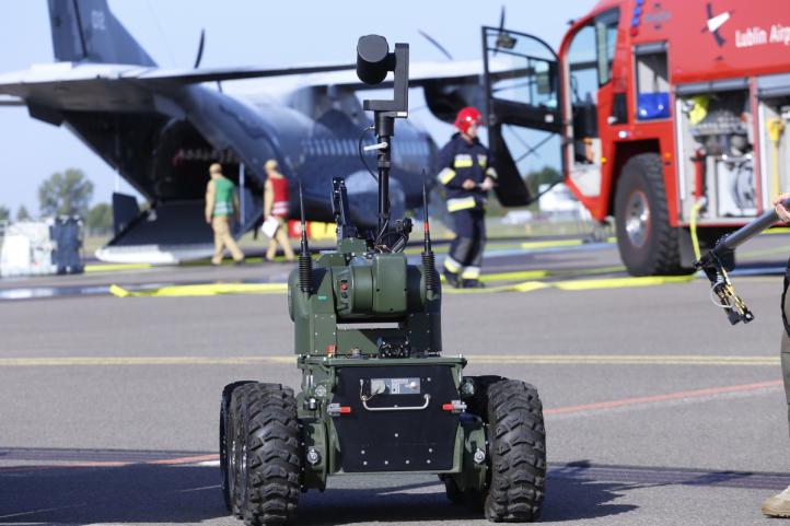 Samolot 2023 - ćwiczenia z udziałem służb ratowniczych (fot. KWP Lublin)2