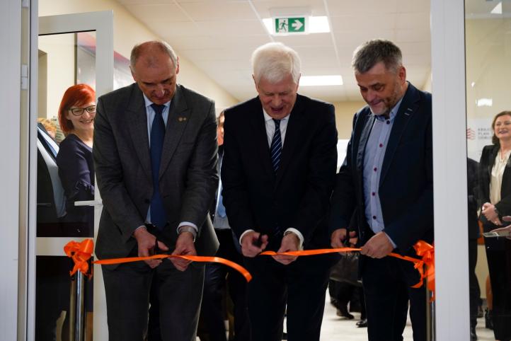 Pierwsze Branżowe Centrum Umiejętności w Polsce zostało uroczyście otwarte (fot. Zakład Doskonalenia Zawodowego w Katowicach)2