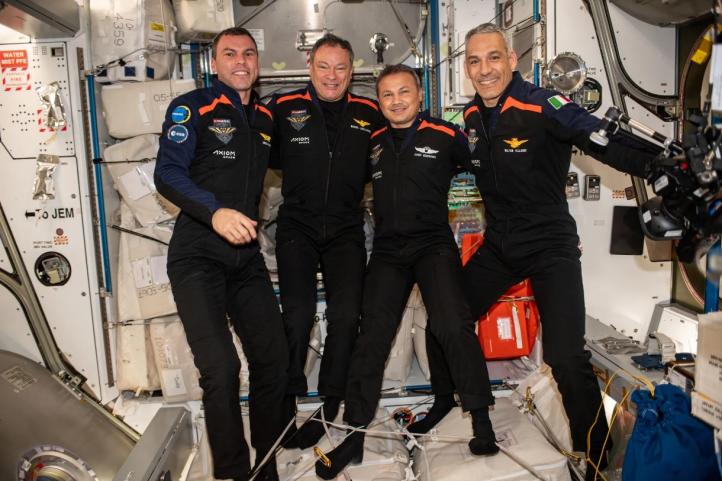 Załoga Axiom Mission 3 na pokładzie Międzynarodowej Stacji Kosmicznej (na zdjęciu od lewej) - Marcus Wandt, Michael López-Alegría, Alper Gezeravci i Walter Villadei (fot. Axiom Space)
