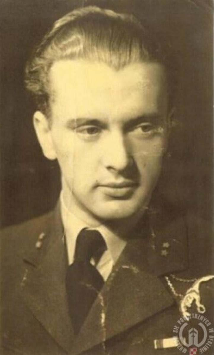 Piotr Kuryłłowicz w mundurze (fot. Muzeum Sił Powietrznych w Deblinie)