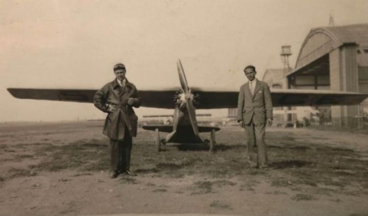 Od lewej - kpt. Franciszek Żwirko i inż. Stanisław Wigura