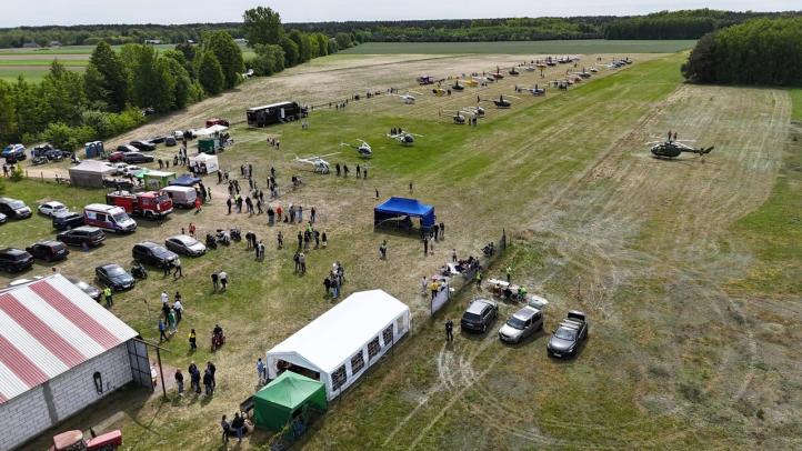 V Zlot Śmigłowców na lądowisku EPPN V Zlot Śmigłowców na lądowisku EPPN