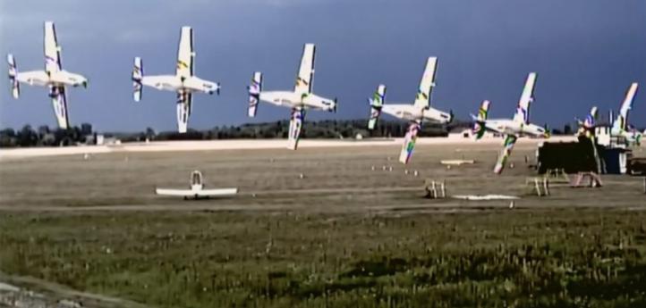 Wypadek Cessny Caravan w Chrcynnie w 2023 r., fot. kamera monitoringu wieży lądowiska EPNC