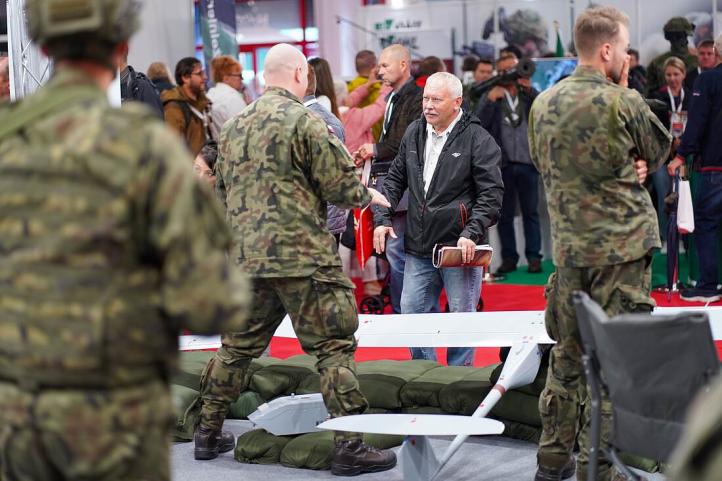 Dzień Otwarty podczas Międzynarodowego Salonu Przemysłu Obronnego (fot. Targi Kielce)2