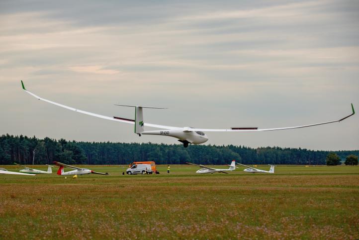 Leszno Cup 2024 - dolot szybowca (fot. Kinga Andrzejewska - Kalitka)