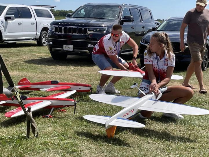 Podium Mistrzostw Świata FAI Modeli Latających na Uwięzi, fot. Aeroklub Polski Podium Mistrzostw Świata FAI Modeli Latających na Uwięzi, fot. Aeroklub Polski