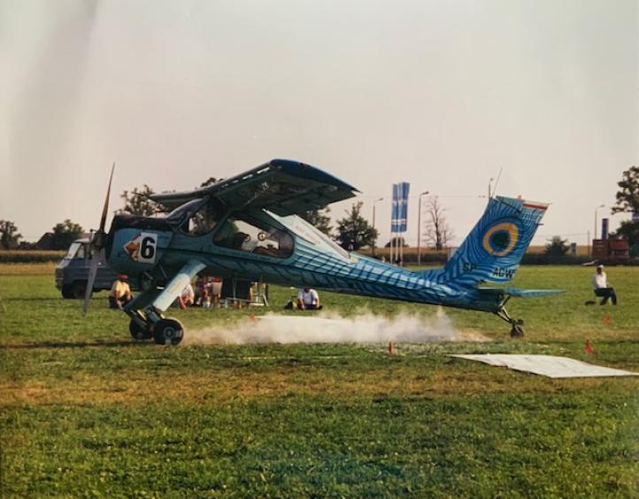 1998 rok, III Rajdowe Mistrzostwa Europy w Pobiedniku Wielkim. Za sterami Piotr Artymowicz, w załodze z nawigatorem Piotrem Czechowskim (fot. via Piotr Artymowicz)