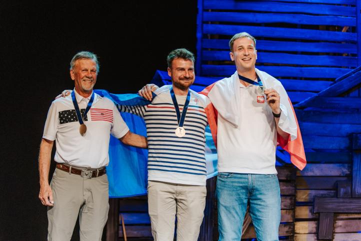 25. Mistrzostwa Świata FAI Balonów na Ogrzane Powietrze na Węgrzech - podium indywidualne (25th FAI World Hot Air Balloon Championship, Facebook)