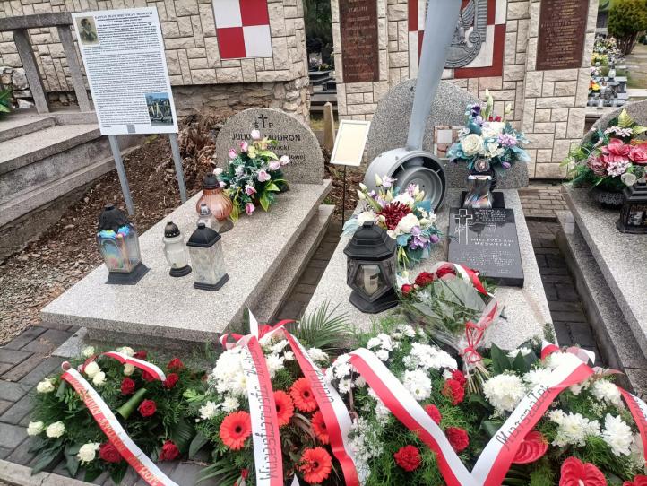 Grób kapitana pilota Mieczysława Medweckiego (fot. Kraków Airport)