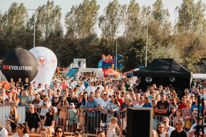 II Piknik ze Śmigłowcami w Skalbmierzu (fot. FMZ Fotografia Michał Zbroński)3