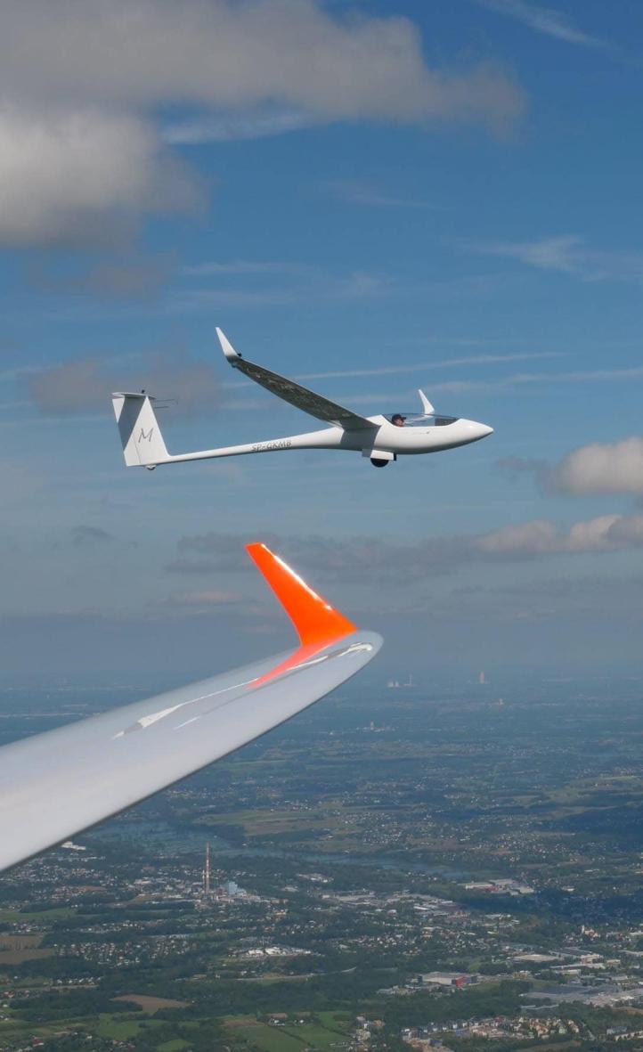 Szybowiec Diana 4 w czasie lotu, fot. Aeroklub Bielsko-Bialski