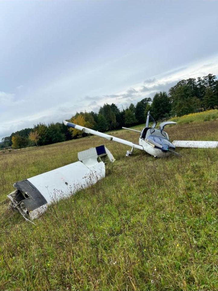 Socata TB-9 'Tampico' (znaki rejestracyjne SP-FNL) w miejscu zdarzenia (fot. Tomasz Ośmiałowski)2