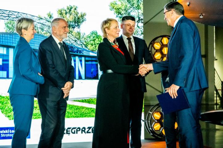 Uroczyste przekazanie Muzeum Lotnictwa Polskiego nowego hangaru ekspozycyjnego (fot. Muzeum Lotnictwa Polskiego)2