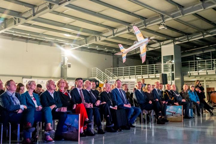 Uroczyste przekazanie Muzeum Lotnictwa Polskiego nowego hangaru ekspozycyjnego (fot. Muzeum Lotnictwa Polskiego)5