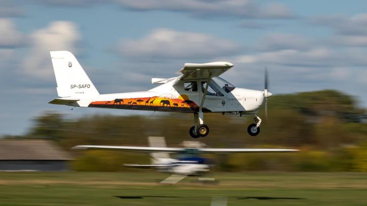 Zawody na Celność Lądowania samolotów i szybowców Aeroklubu Radomskiego (fot. Figaro-Fotografia)