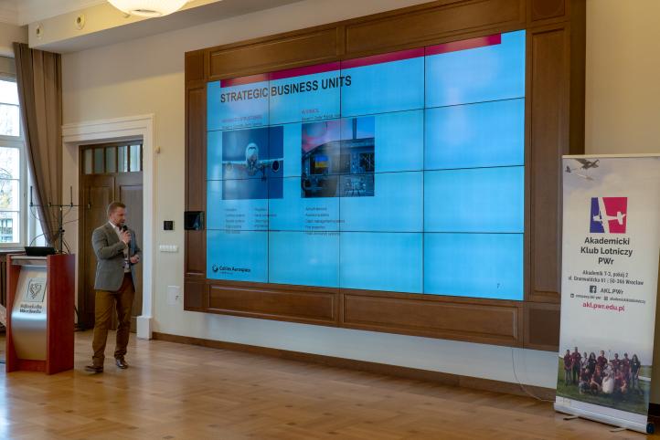 IV konferencja 'Studenci (nie)Tylko o Lotnictwie' (fot. Akademicki Klub Lotniczy PWr)4