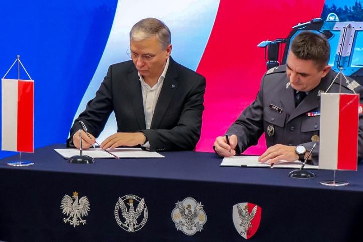 Agencja Uzbrojenia podpisała umowe z WB Electronics na dostawę 12 zestawów systemu Force Protection (fot. Agencja Uzbrojenia)