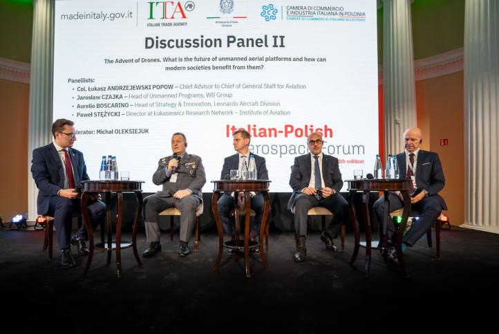 IV Italian-Polish Aerospace Forum - Panel II (fot. Piotr Ambryszewski) IV Italian-Polish Aerospace Forum - Panel II (fot. Piotr Ambryszewski)