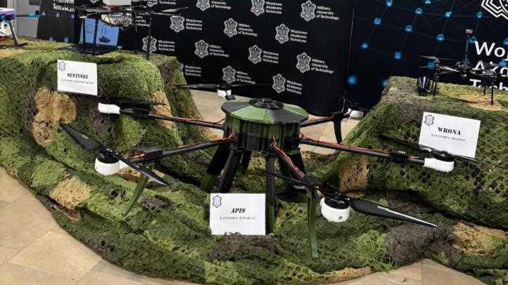 Projekty nagrodzone w IV edycji konkursu MON na bezzałogowce (fot. Piotr Konieczny)