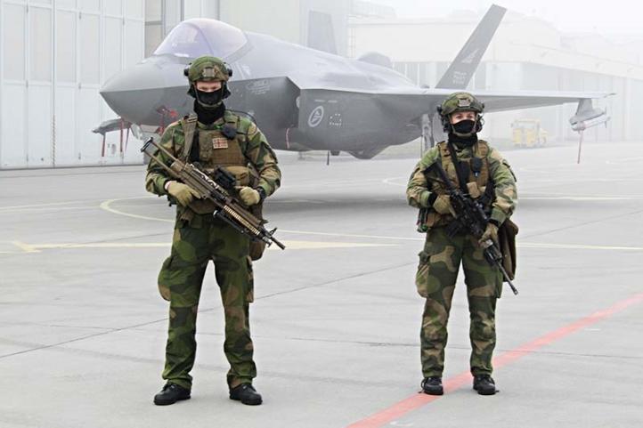 F-35 na lotnisku w Jasionce (fot. Łukasz Zalesiński) F-35 na lotnisku w Jasionce (fot. Łukasz Zalesiński)