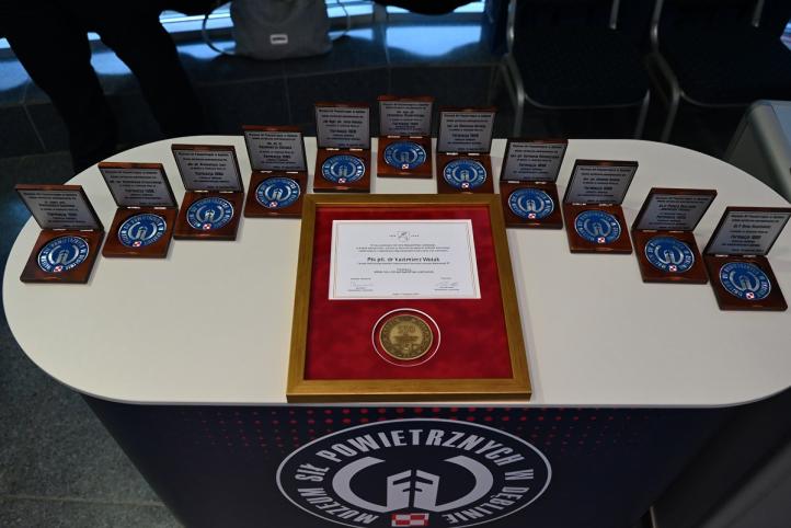 Formacja 1000. Lotnicza defilada we wspomnieniach pilotów - premiera filmu (fot. J. Zagożdżon - MSP, K. Kasprzak - MSP)3